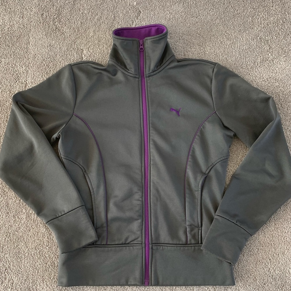 Women’s Puma zip up